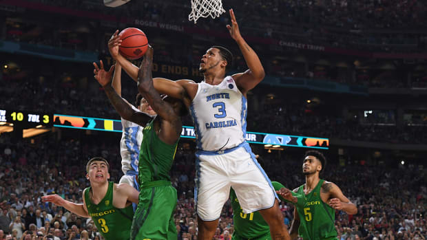 kennedy-meeks-rebound-final-fourunc.jpg